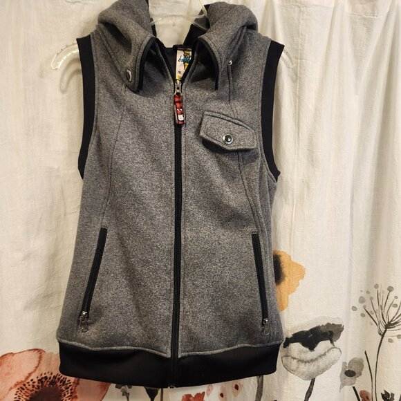 Cozy Burton DryRide Vest - Picture 1 of 6